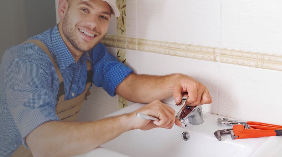 Handle or spout repair in Canaan, IN